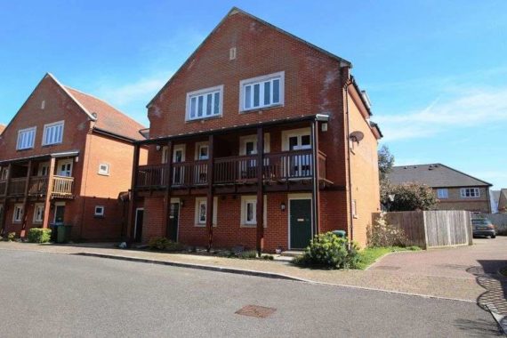 4 Bedroom Semi-Detac...
